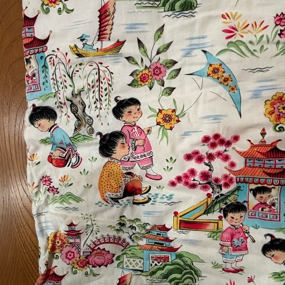 Kids Printed SleepSack or sleepin bag Japanese Print with Yellow Trim NWOT - Picture 6 of 8